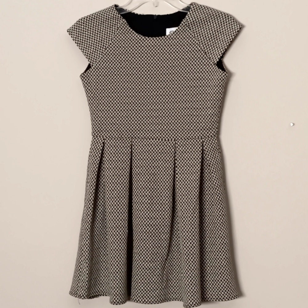 BD JUNIOR Sparkle Girl's Dress, size 1 (Junior)